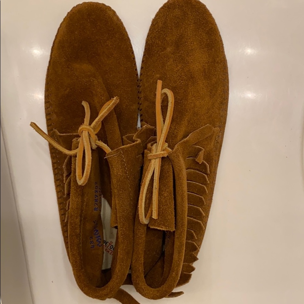 minnetonka moccasins